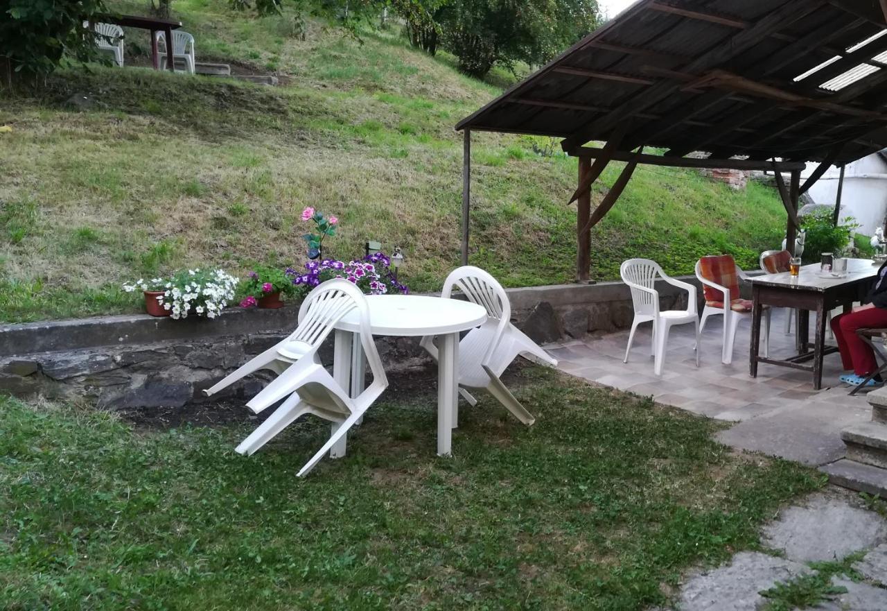 Pronajem Pokoju Belle Vue Apartment Vranov nad Dyjí Exterior foto